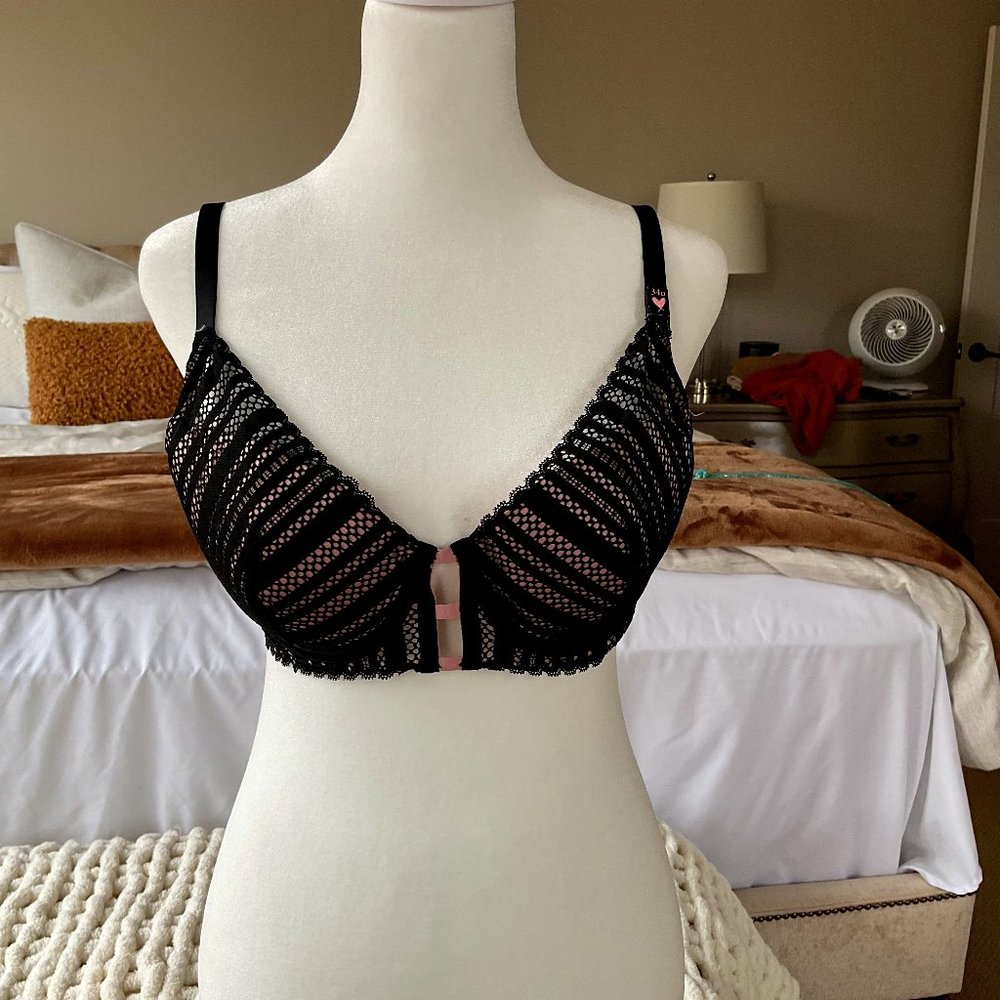 Victoria Secret Bra - 34 D